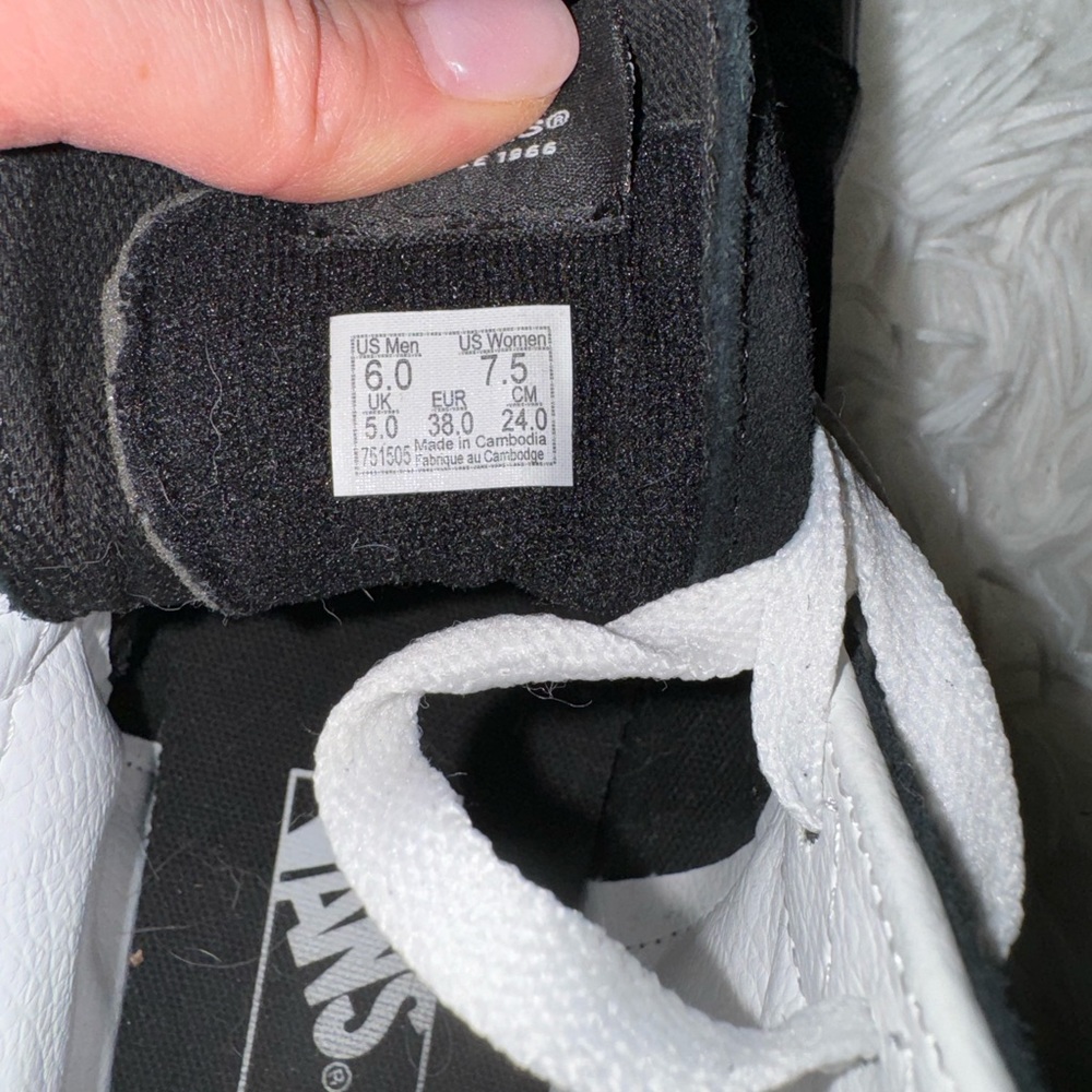 Paisley Vans - Picture 4 of 4